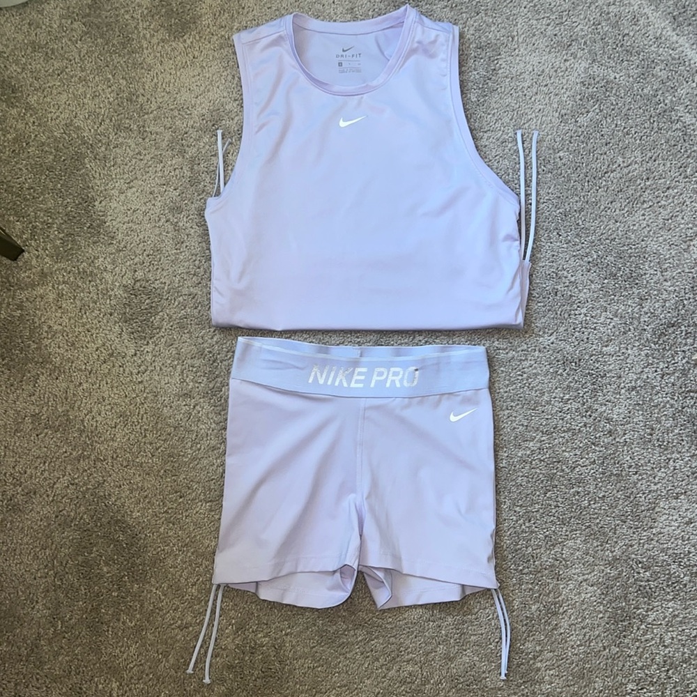 Nike Dri Fit Lavender Workout Set